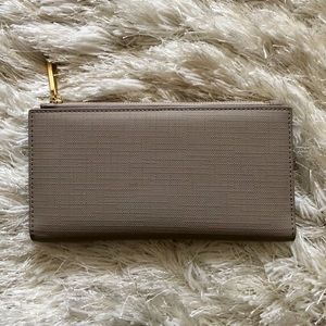 Dagne Dover Slim Wallet